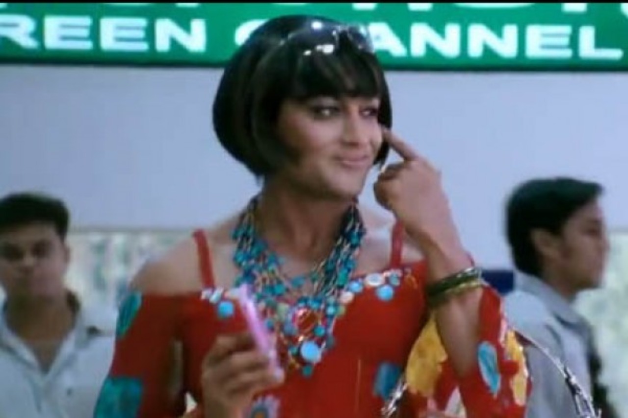 Surya ayan movie lady getup dress will be worn by shriya saran in sivaji movie