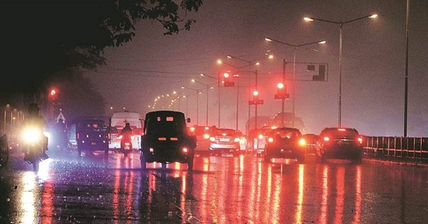 Rain expected from saturday due to weather condition