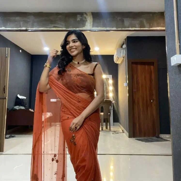 Pavithra lakshmi hot latest photos in transparent saree