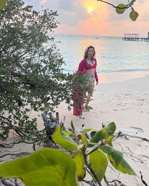 Tamannah bhatia hot video from maldives vacation