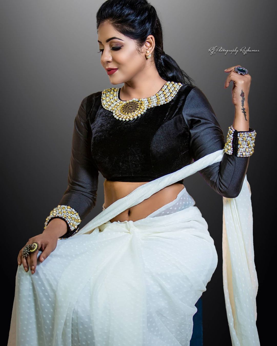 Reshma pasupuleti hot modern dress stunning photos impress fans