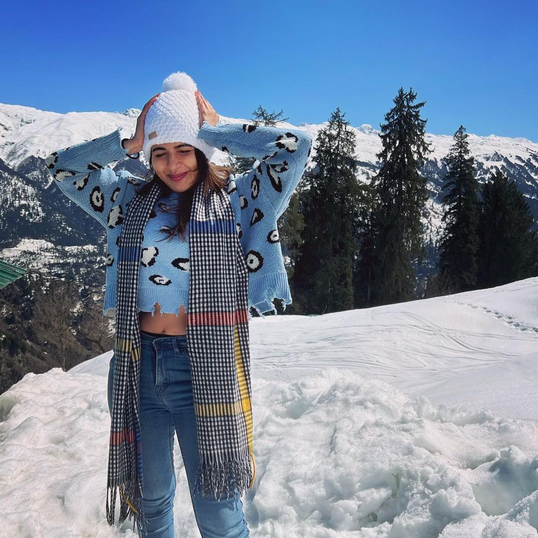 Iswarya menon hot posing in snow hills getting viral