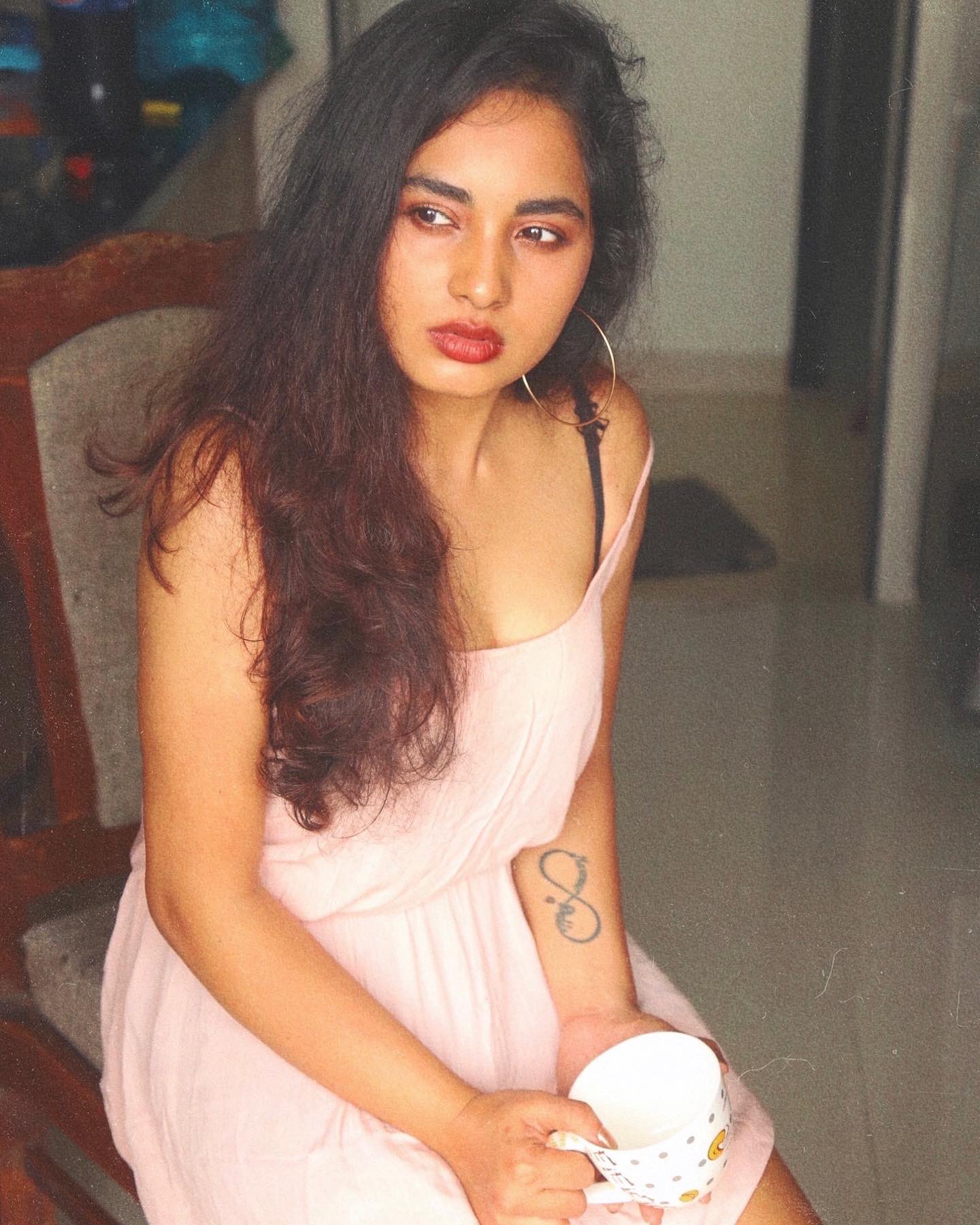 Srushti dange hot pink slip photoshoot getting viral