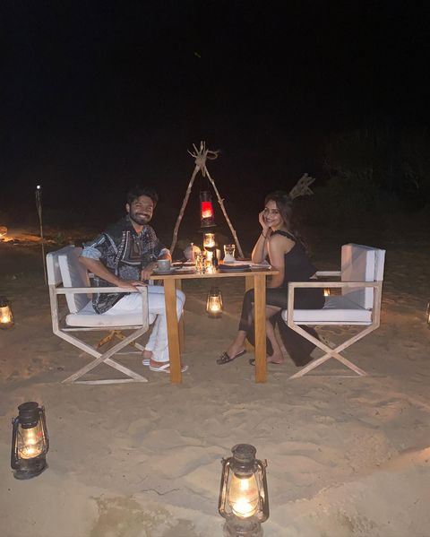 Reba monica john hot vacation with her husband photos getting viral