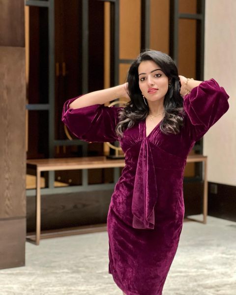 Malavika menon hot purple velvet dress showing glamour getting viral