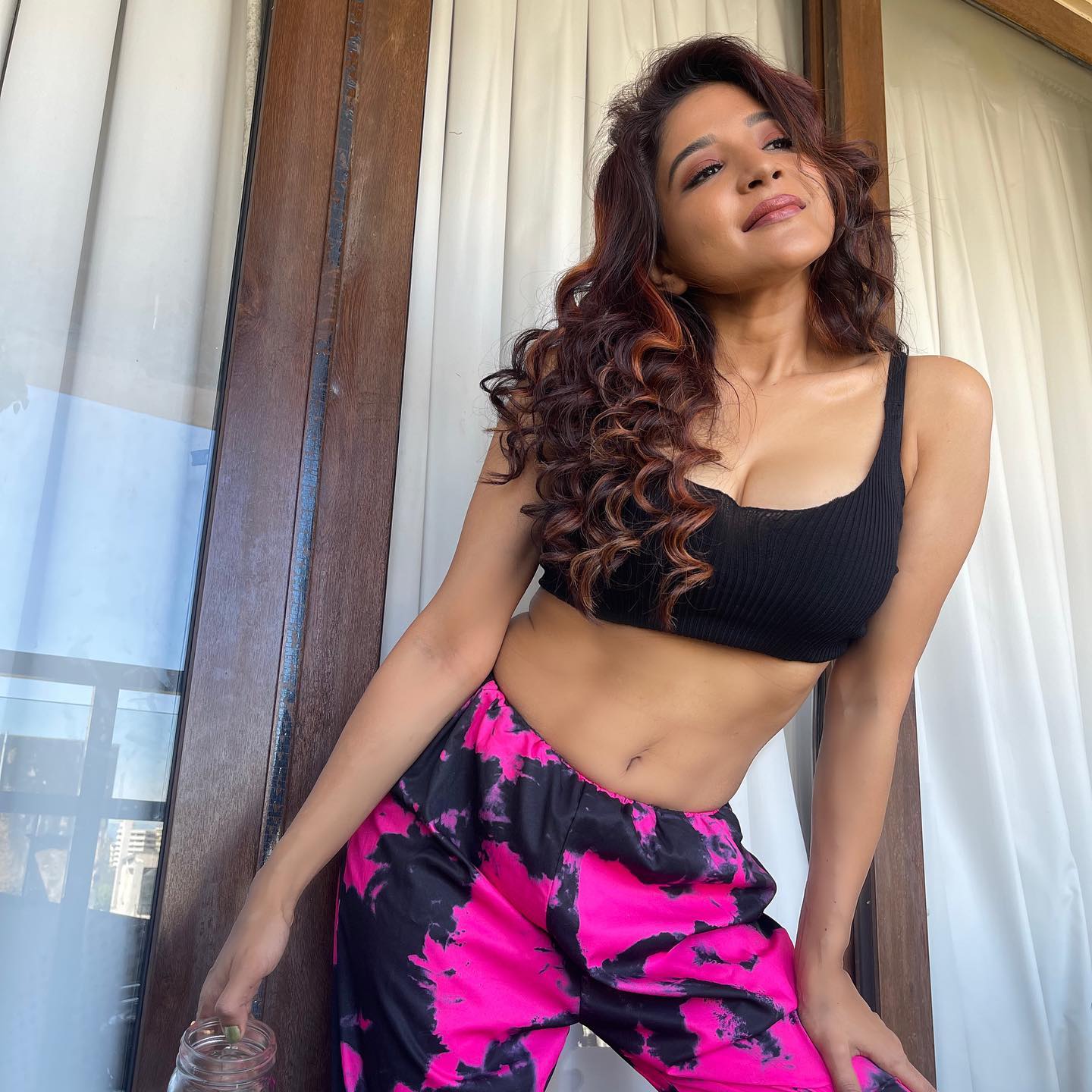 Sakshi agarwal hot posing in glamourous gym suit photoshoot getting viral