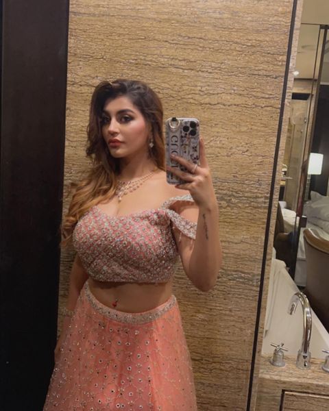 Yashika anandh hot photos and video in grand lehenga posted on social media