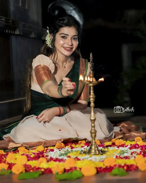 Dharsha gupta hot video in half saree for tamil new year