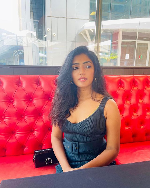Eesha rebba hot photos in tight fit modern dress posted on instagram gallery