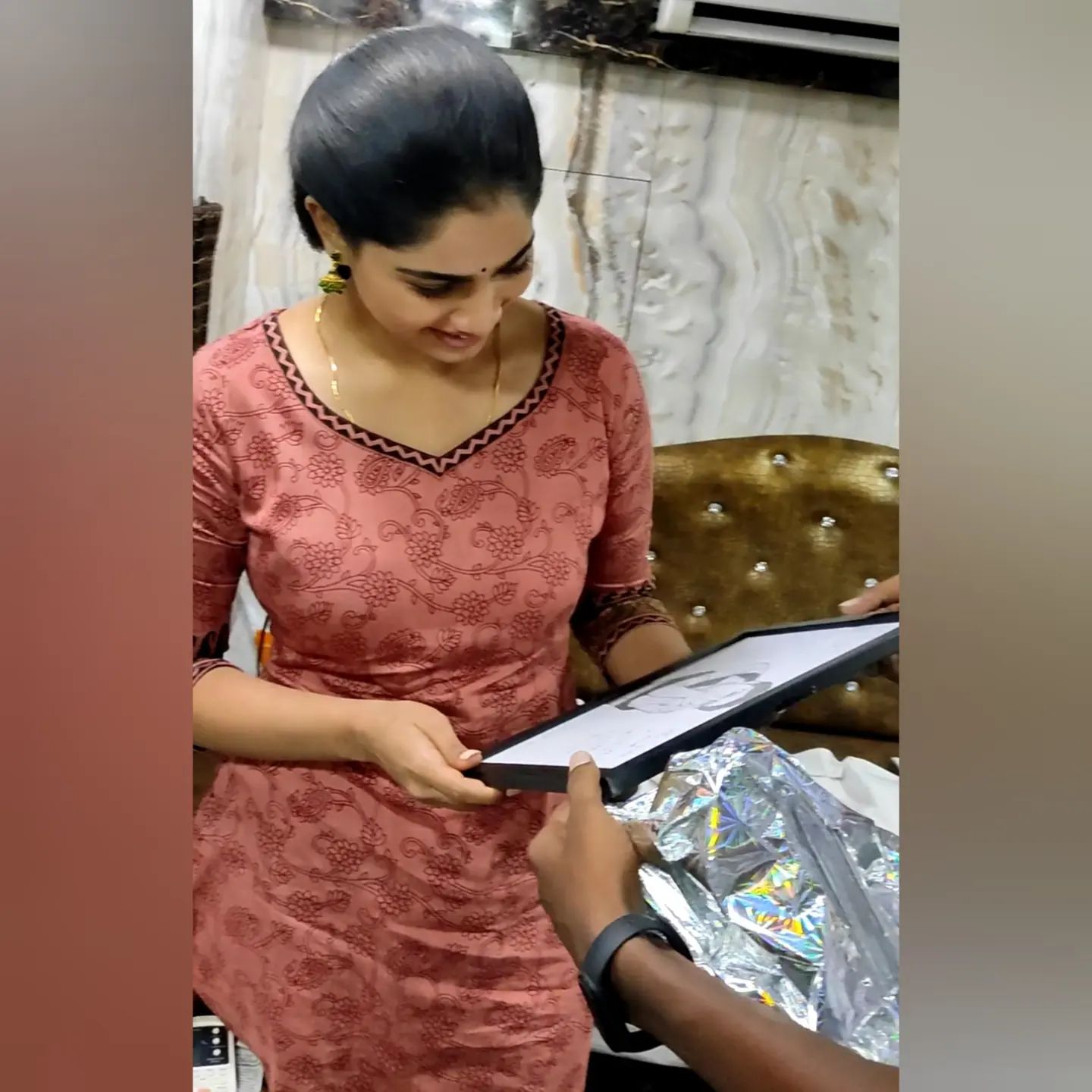 Fan gifts shivani narayanan drawing her portrait with his own poem video and photos getting viral