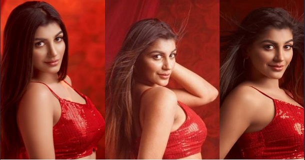 Yashika anandh hot show in centre in glamour dress