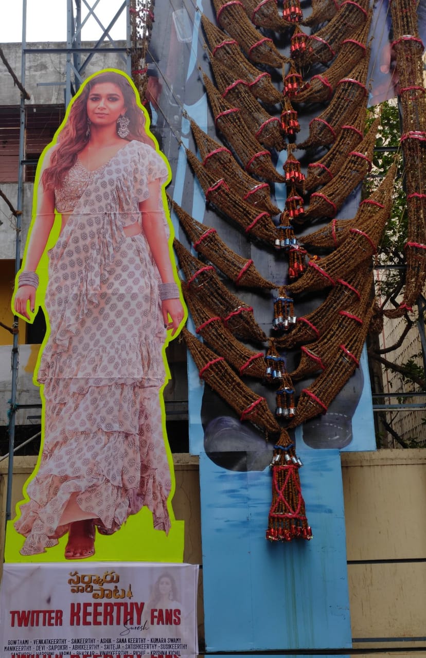 Telugu Movie Sarkaru Vaari Paata Actress Keerthy Suresh Poster Feet Andhra