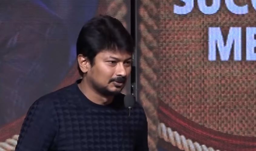 Udhayanidhi stalin answers for hindhi theriyadhu poda question in hindhi film announcement