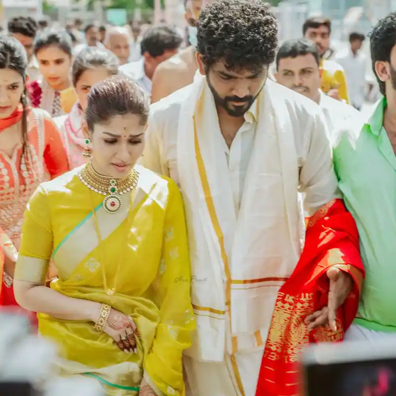 Actress harathi ganesh replicates nayanthara marriage bridal look photos getting viral on social media
