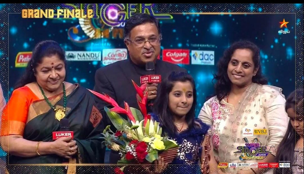 James vasanth angry on super singer finale song sung by 8 year old girl