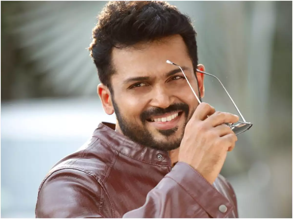 Actor karthi renovate government school with his friends during viruman shooting