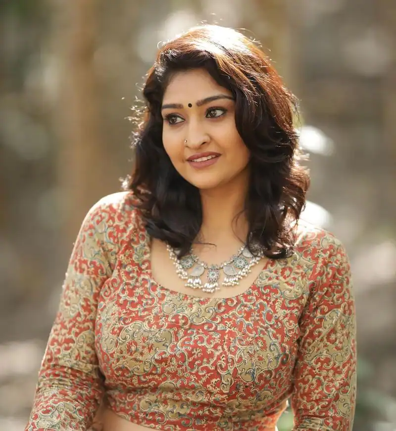 Neelima rani bold reply for netizens for asked abusive questions