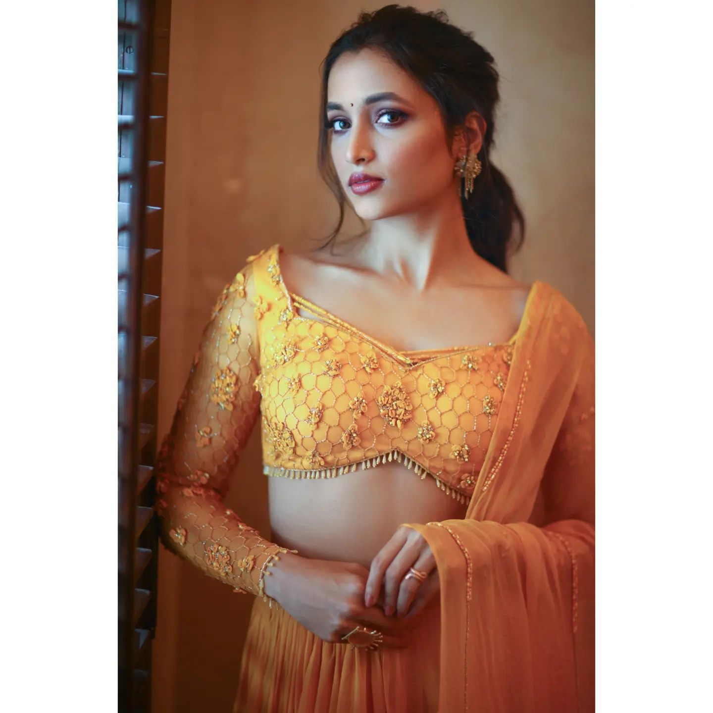 Actress srinidhi shetty hot photos in yellow colour lehenga getting viral