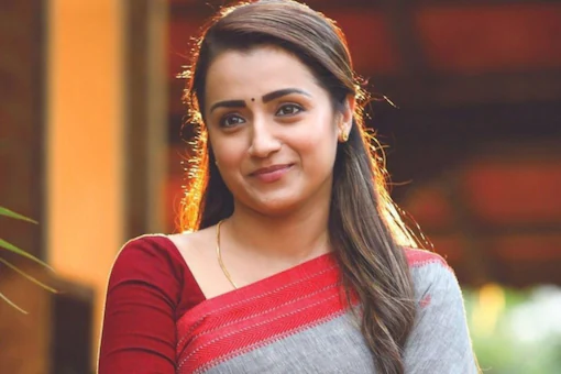 trisha to join politics in popular party