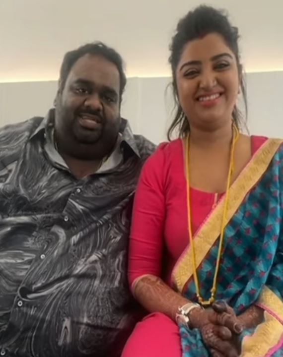 mahalakshmi shares selfie with ravinder and caption in double meaning