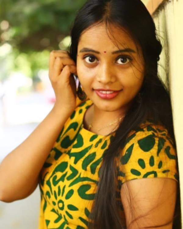 popular tamil movie actress suicide shocks cinema industry and suicide note caught by police