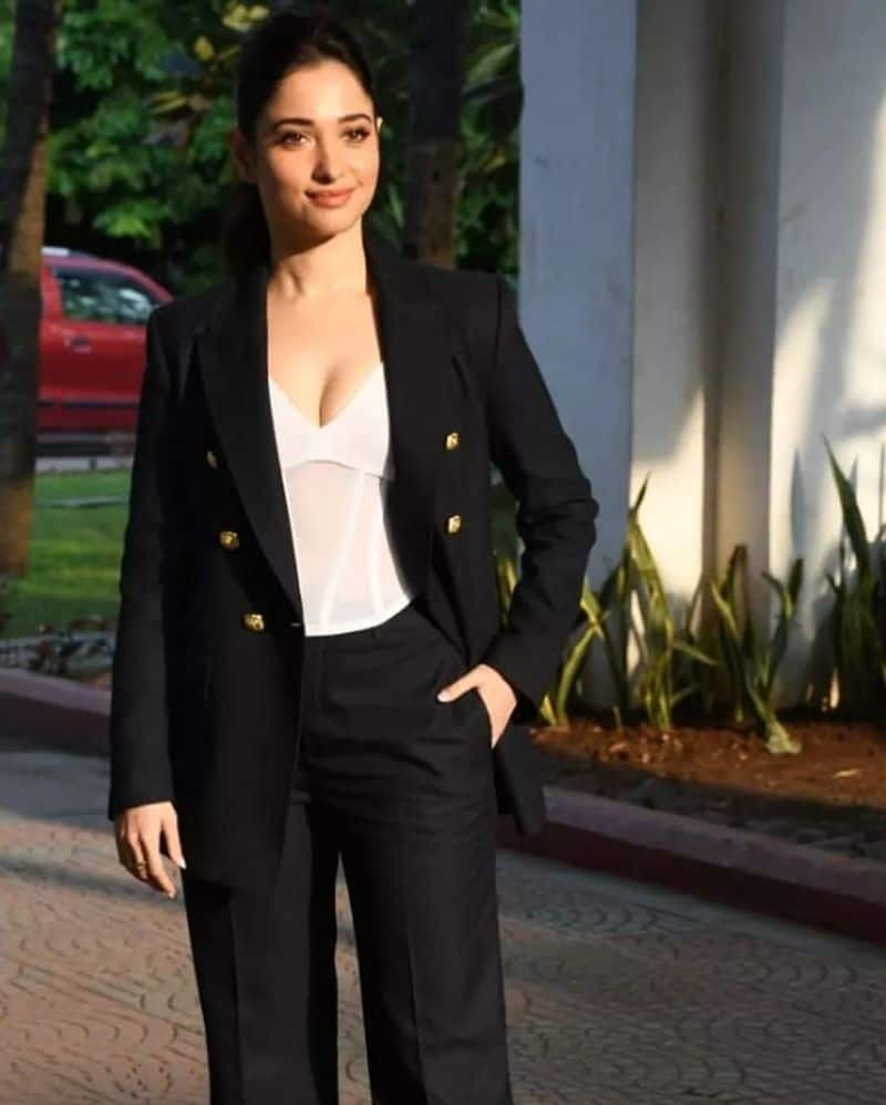 actress tamanna bhatia hot coat suit photos getting viral
