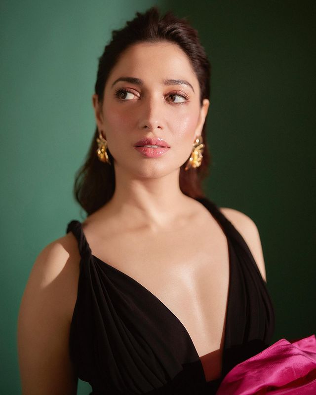 tamanna bhatia latest photos in pink color dress getting viral