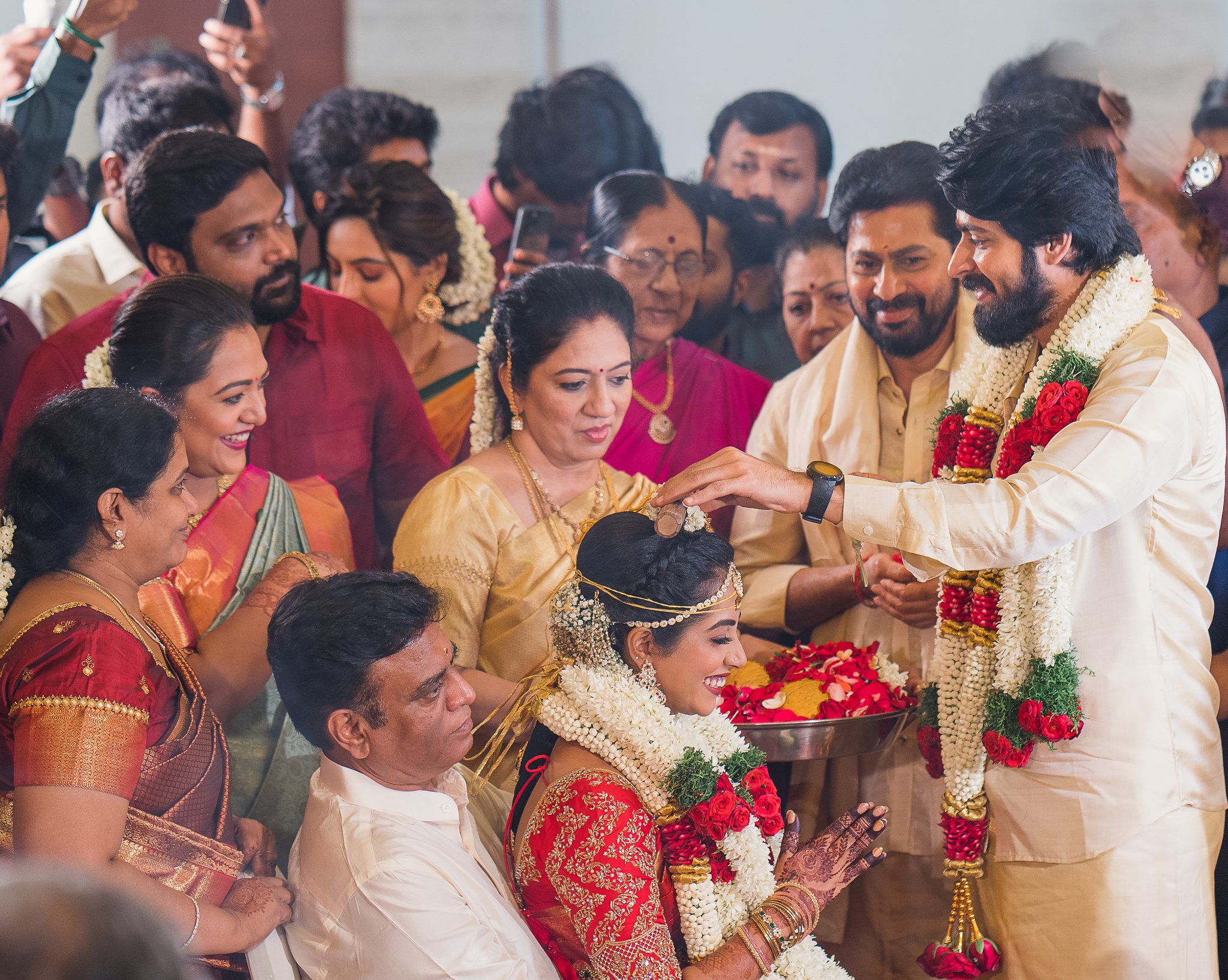 harish kalyan wedding pictures getting viral on social media