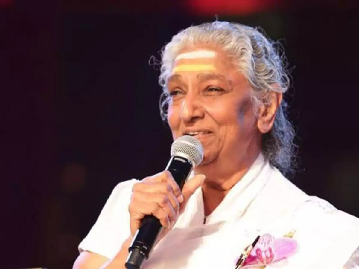 singer k s chitra is the reason for janaki amma opportunities low information viral