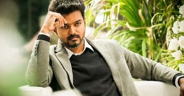 does vijay drink alcohol in night party photos getting viral on social media