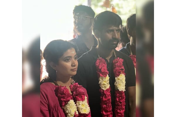 soori with malayalam actress for movie pooja was mistaken as soori 2nd marriage photo getting viral